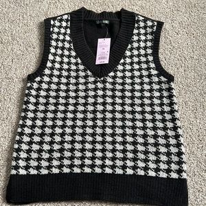 Women's sweater vest